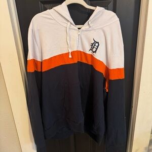 New Era Detroit Tigers Women’s 4X Full Zip Hooded Lightweight Sweatshirt Jacket